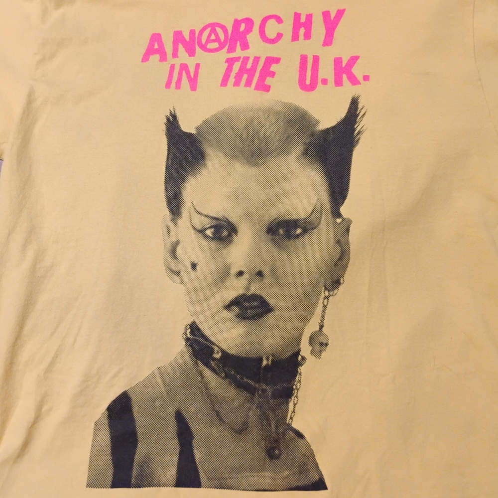SOLD Yellow XL Unisex "Anarchy in the U.K." Graphic T-Shirt - Picture 2 of 4